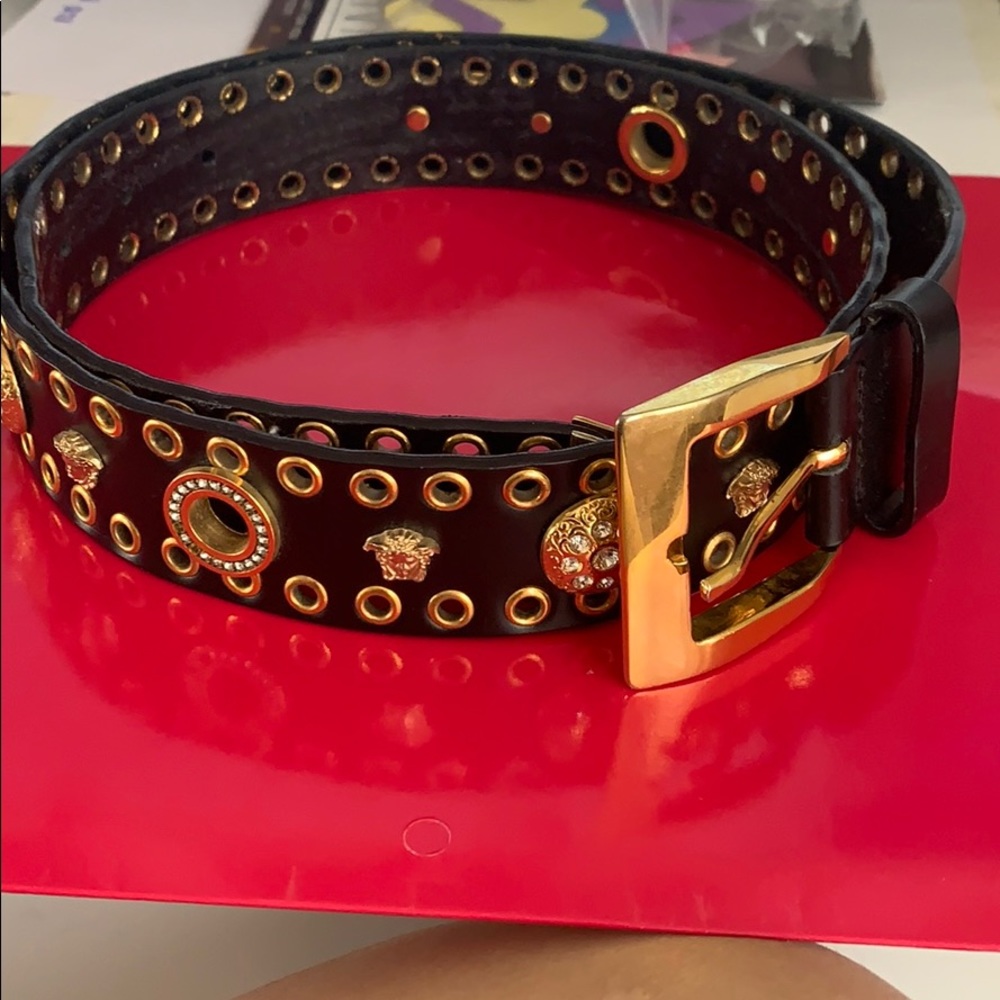 Vintage c.1990 Gianni Versace man leather belt
